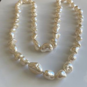 Ivory faux Pearl necklace